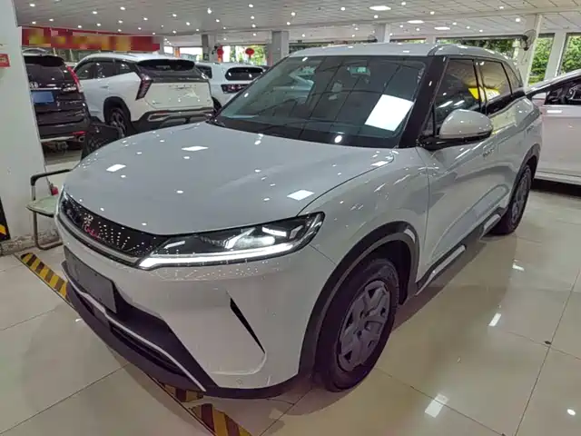 BYD Yuan UP 2026 — купить из Китая под заказ