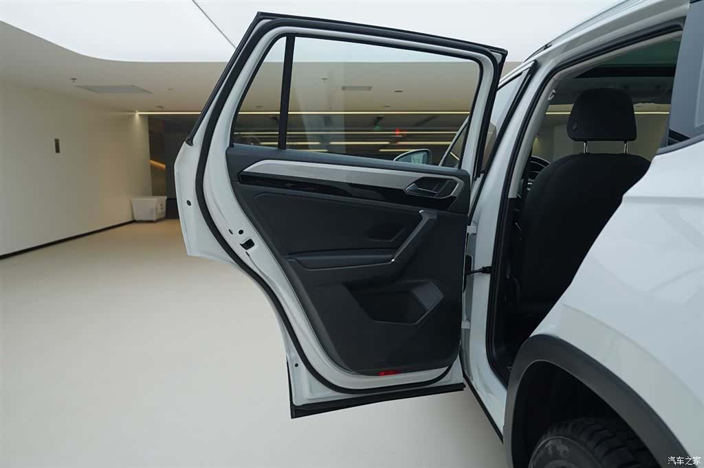Volkswagen Tayron, 2021 16