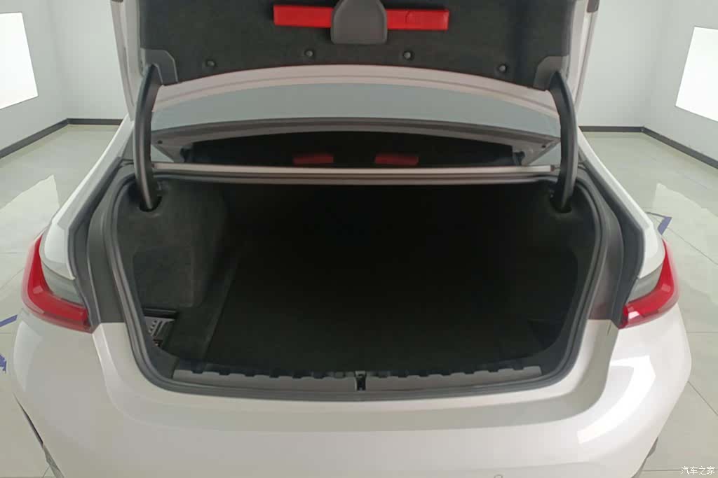 BMW 3 Series, 2024 4