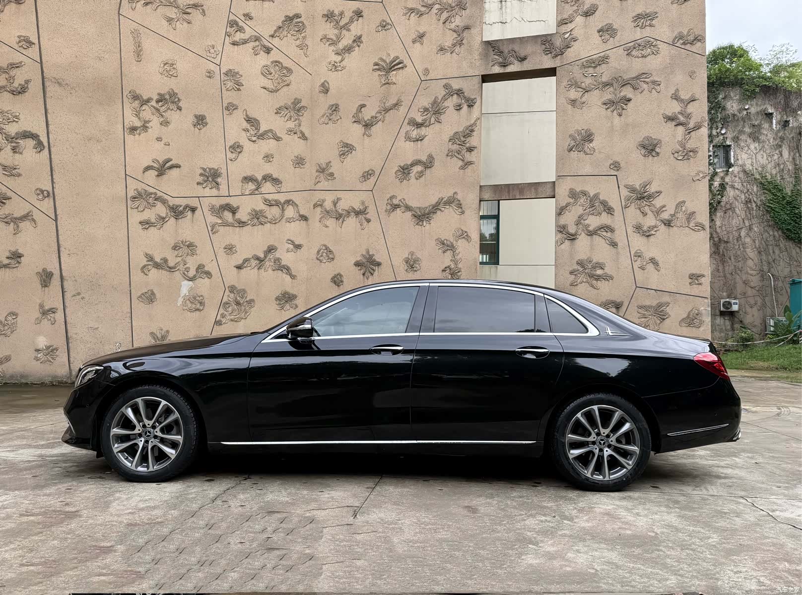 Mercedes-Benz E-Class, 2019 7