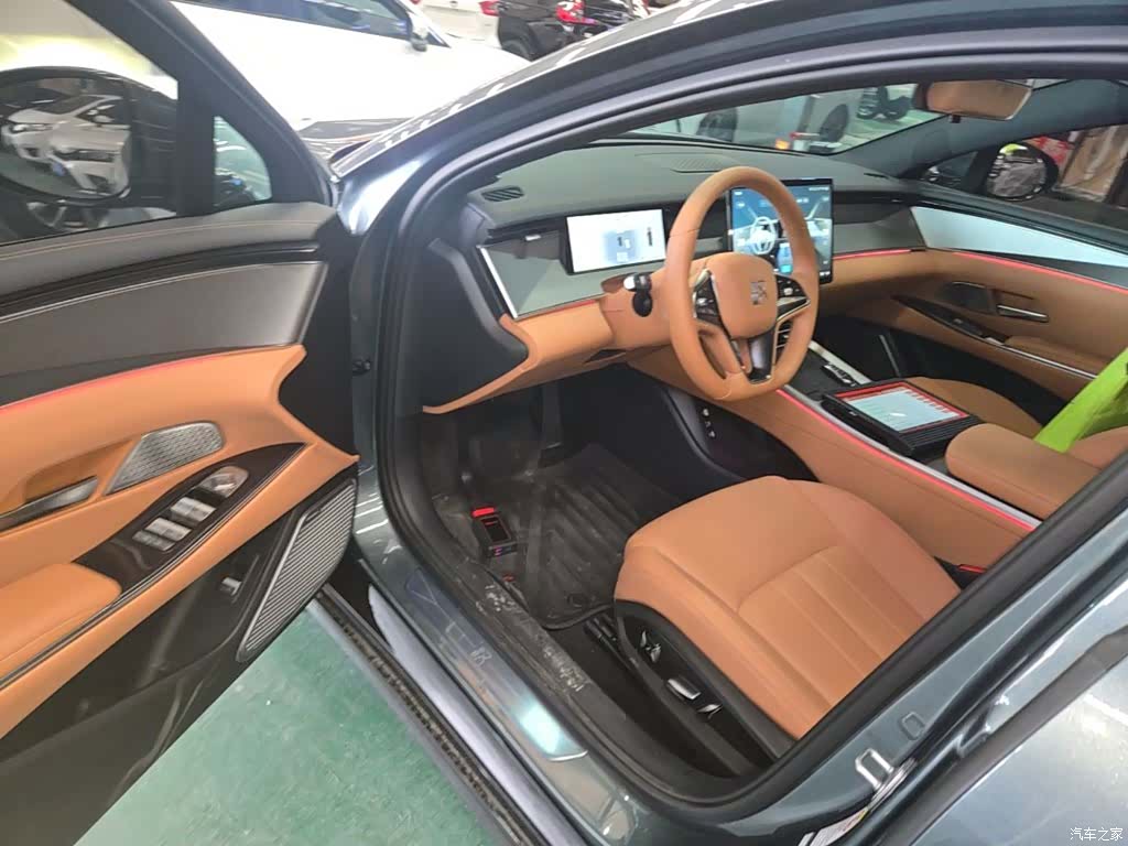 BYD Han, 2025 16