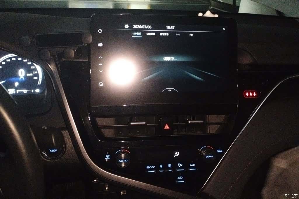 Toyota Camry, 2021 13