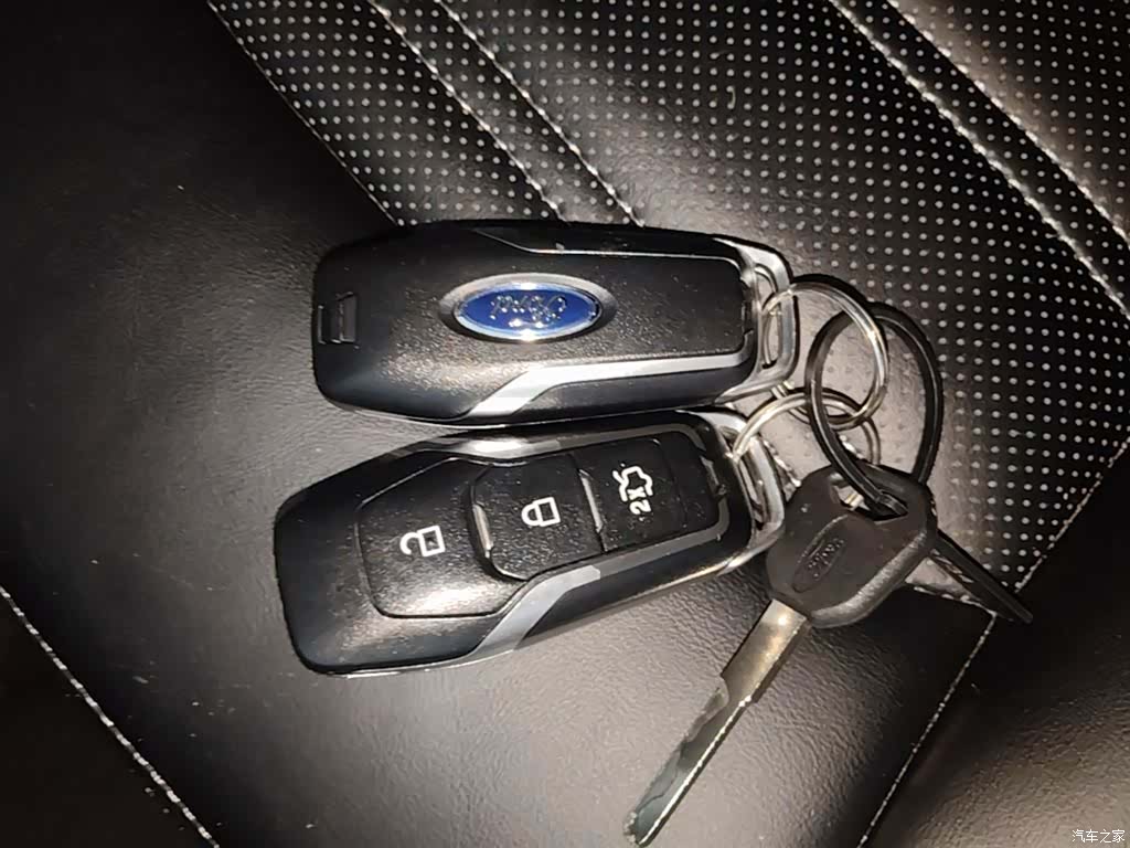 Ford Edge, 2016 9