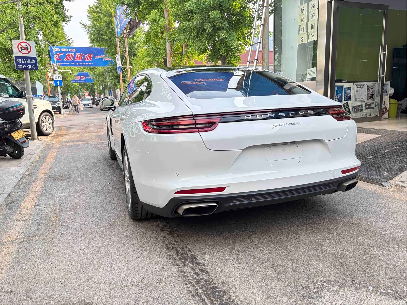 Porsche Panamera, 2017 6