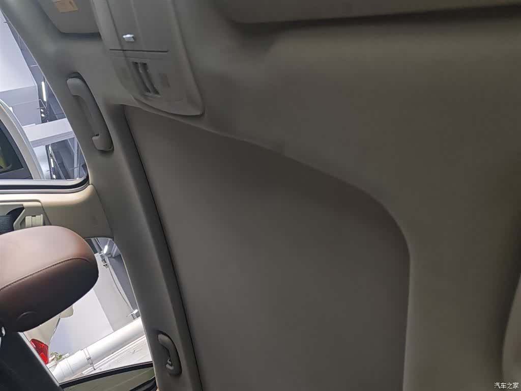 Buick Envision Plus, 2019 18