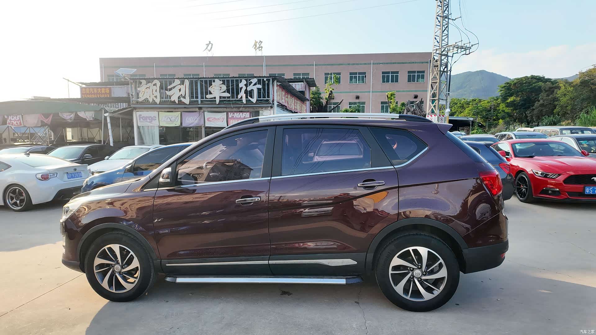 Wuling 560, 2016 16