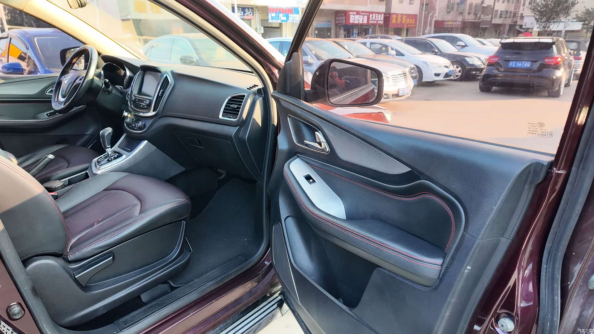 Wuling 560, 2016 51
