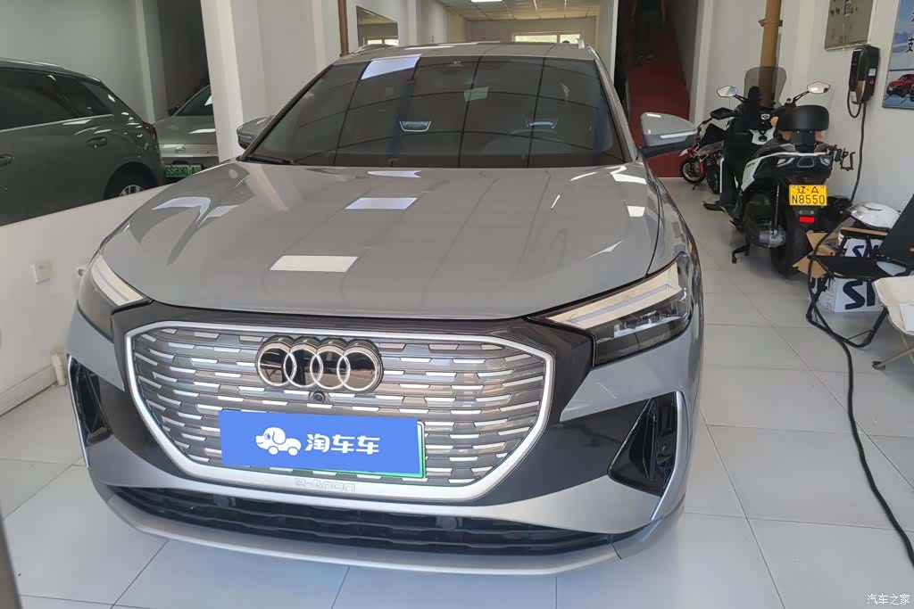 Audi Q4 e-tron, 2024 2