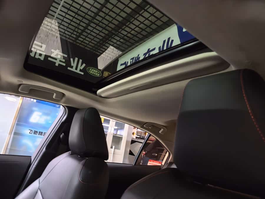 Toyota Corolla 2023, фото 15
