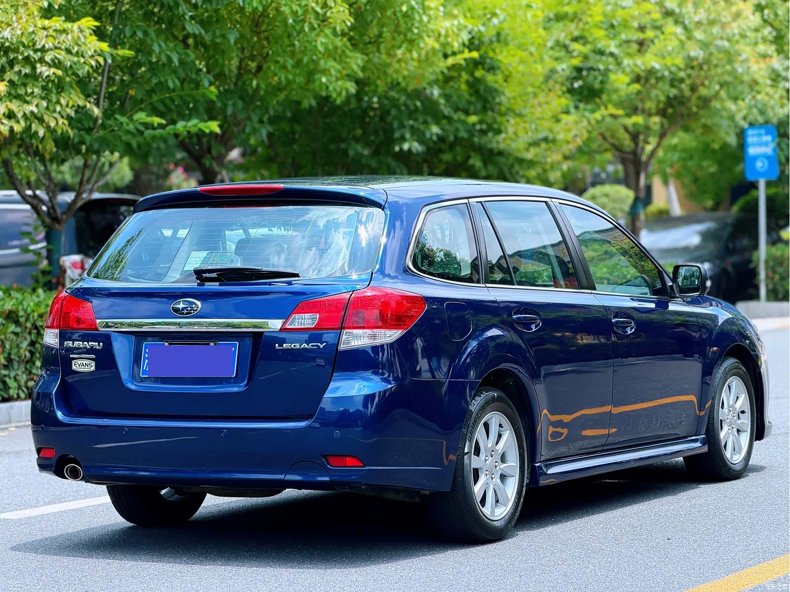 Subaru Legacy, 2010 13