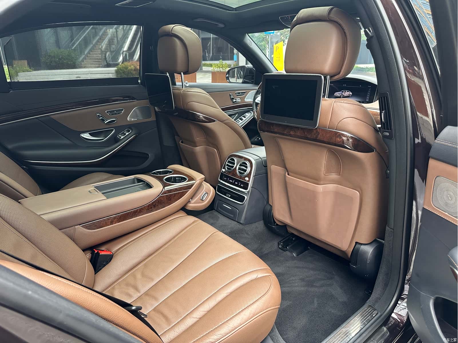 Mercedes-Benz S-Class, 2019 12