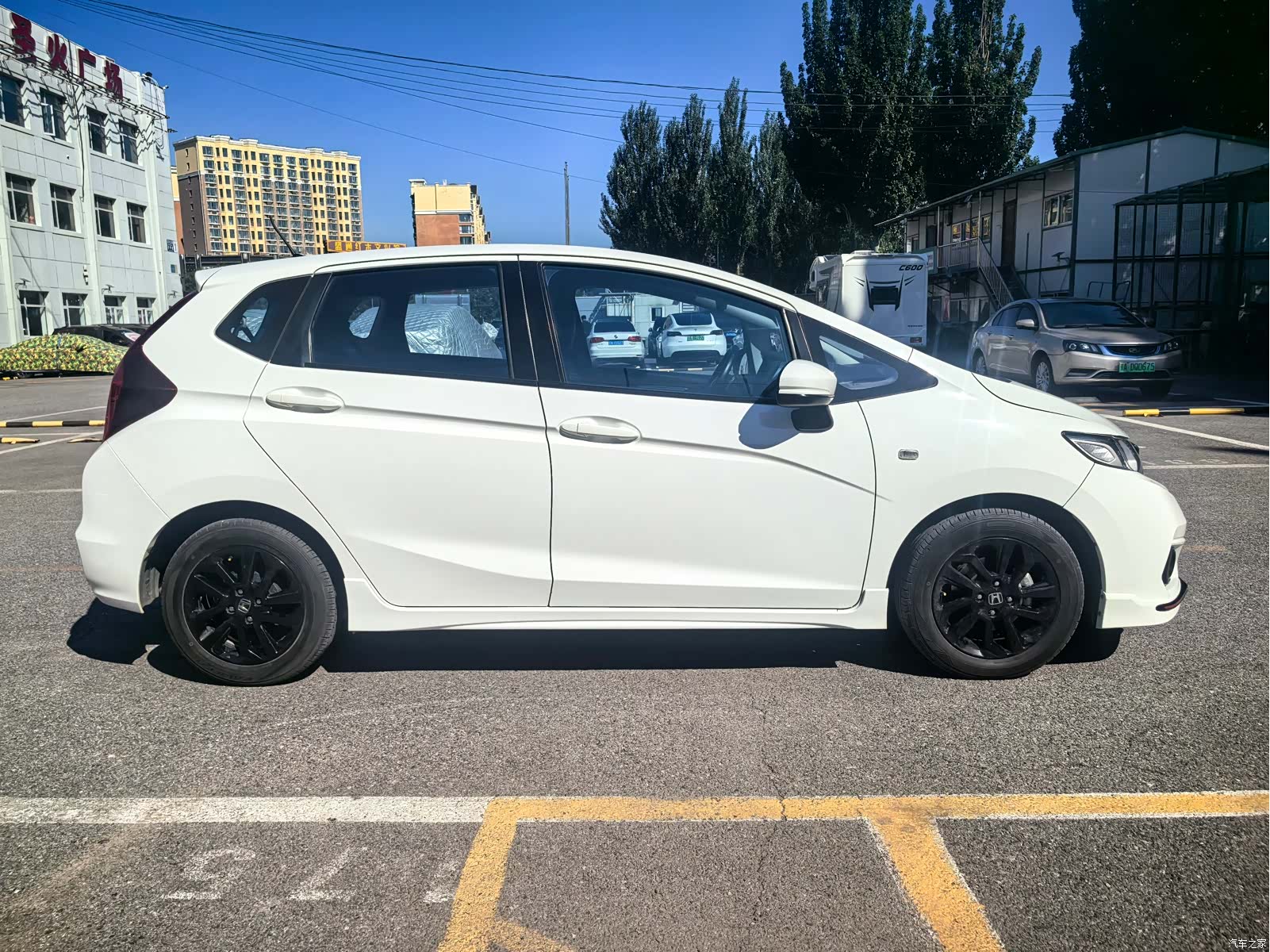 Honda Fit, 2018 все фото