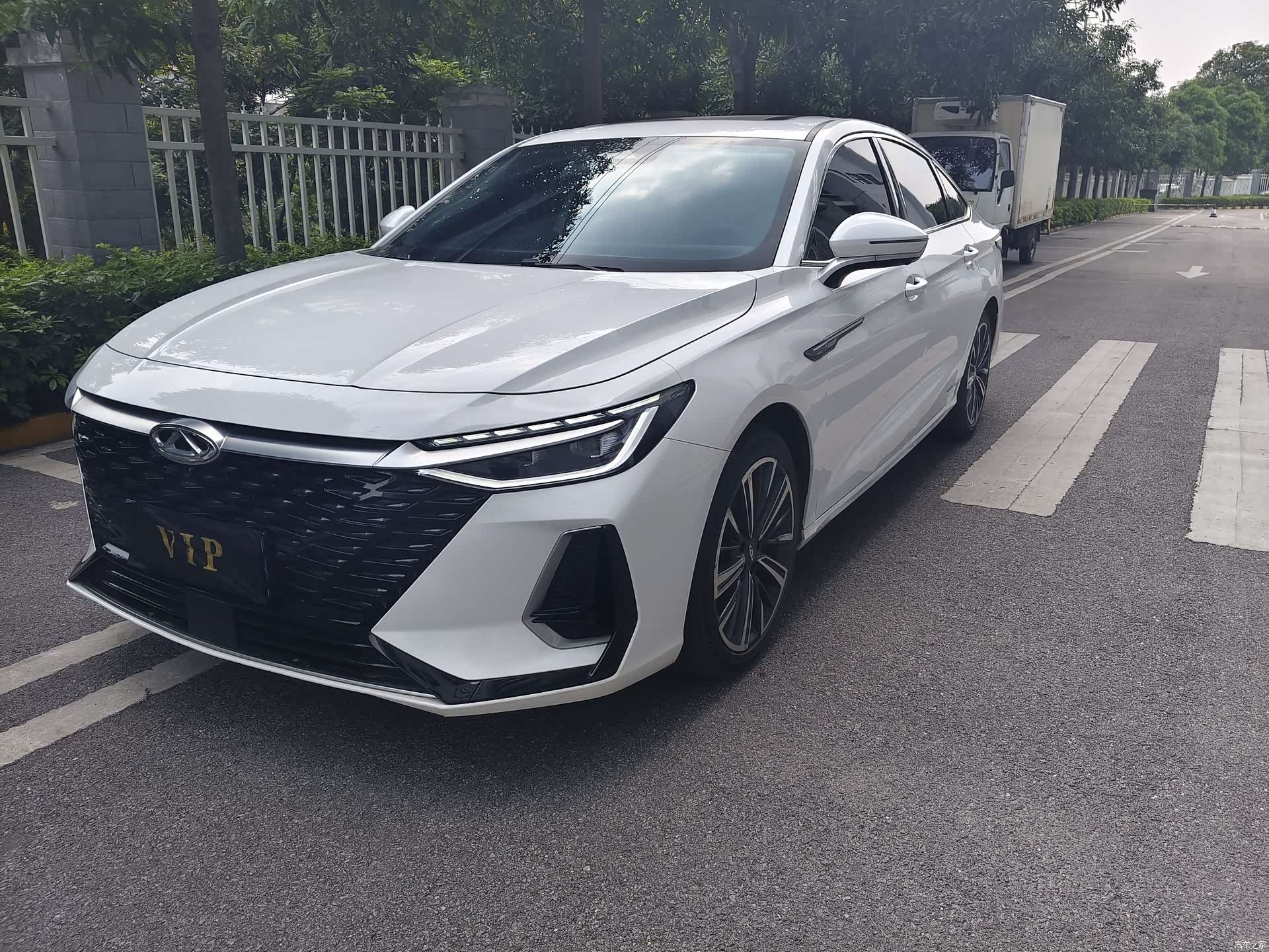 Chery Arrizo 8