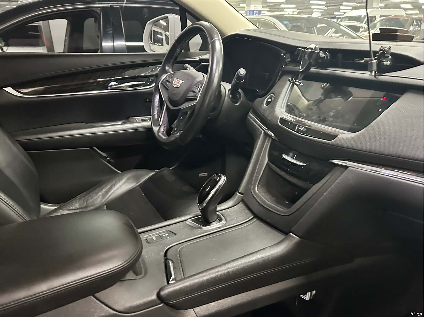 Cadillac XT5, 2016 8