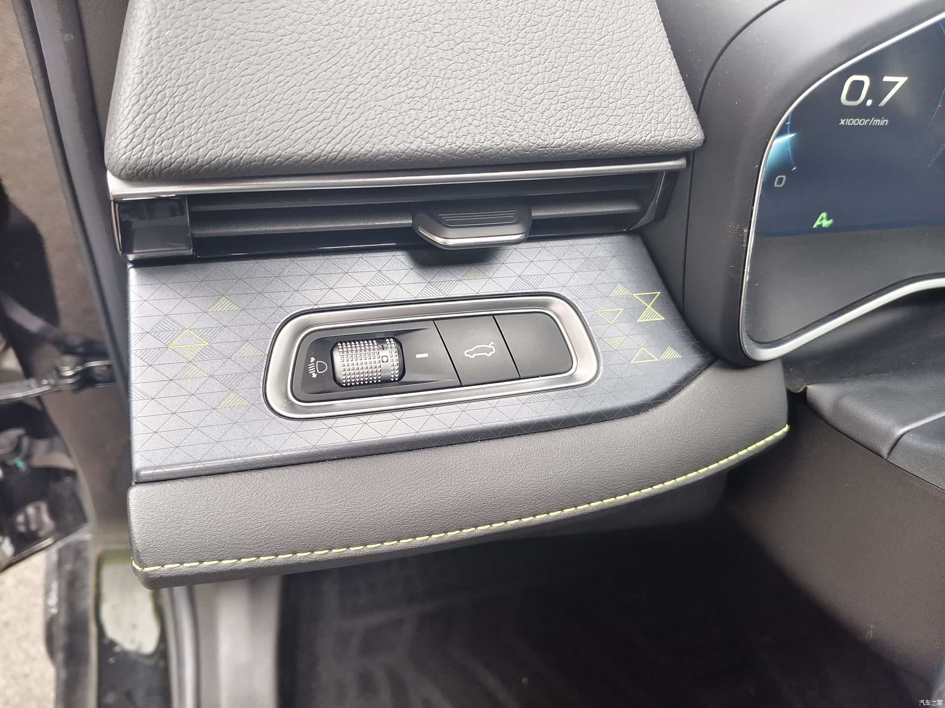 Geely Preface, 2023 13