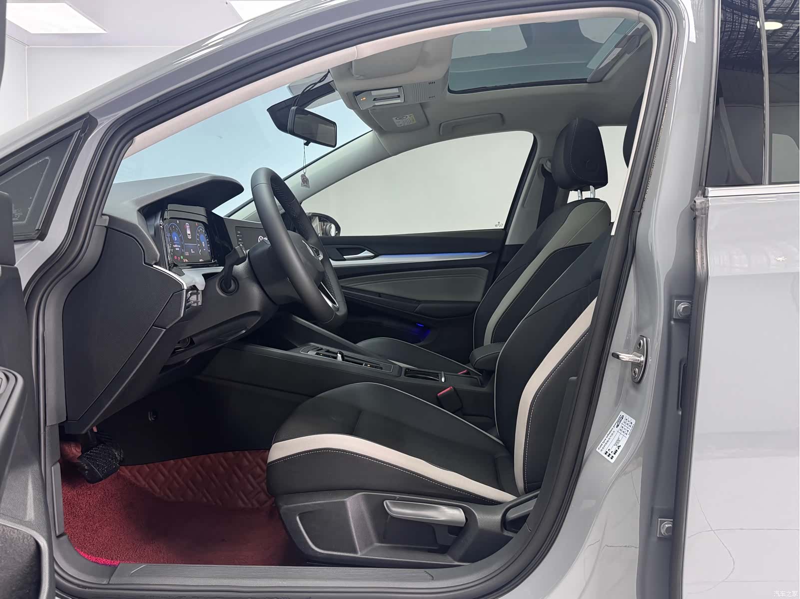 Volkswagen Golf, 2022 10