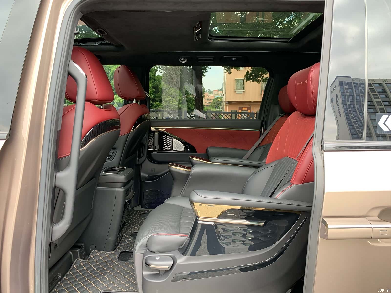 Trumpchi M8, 2023 16