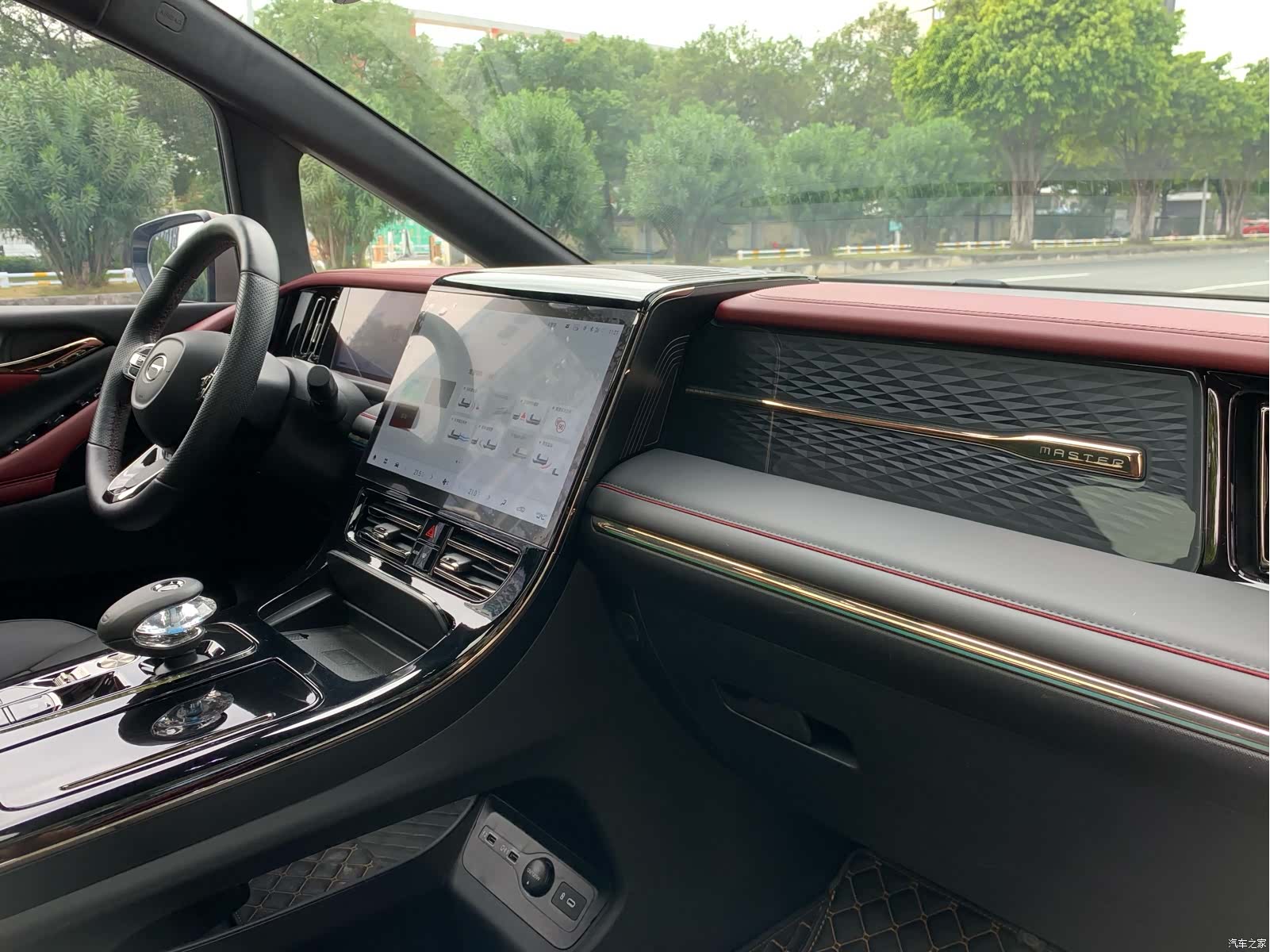 Trumpchi M8, 2023 34