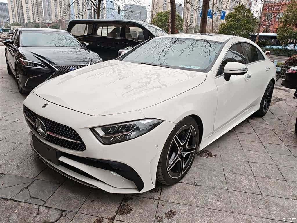 Mercedes-Benz CLS