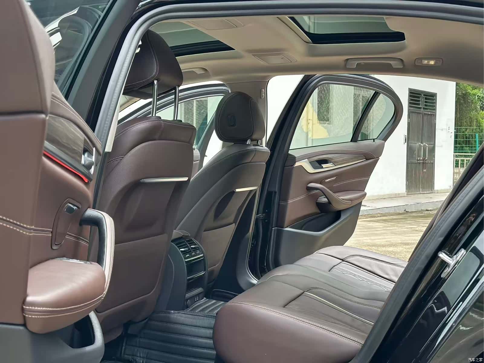 BMW 5 Series, 2020 8