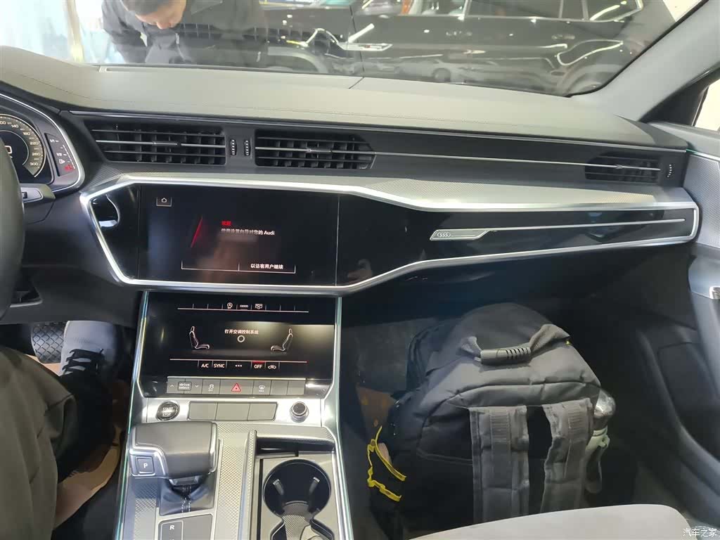 Audi A6L, 2022 10