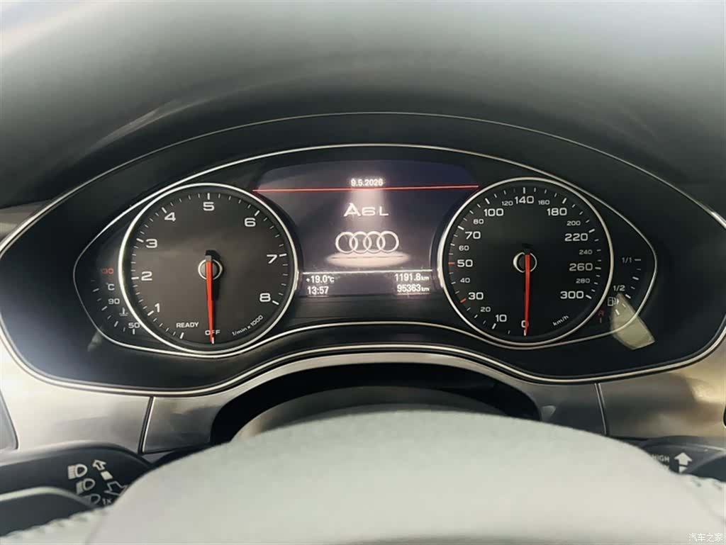 Audi A6L, 2018 4
