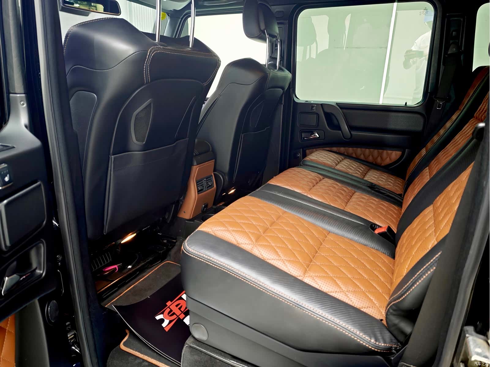 Mercedes-Benz G-Class, 2016 12