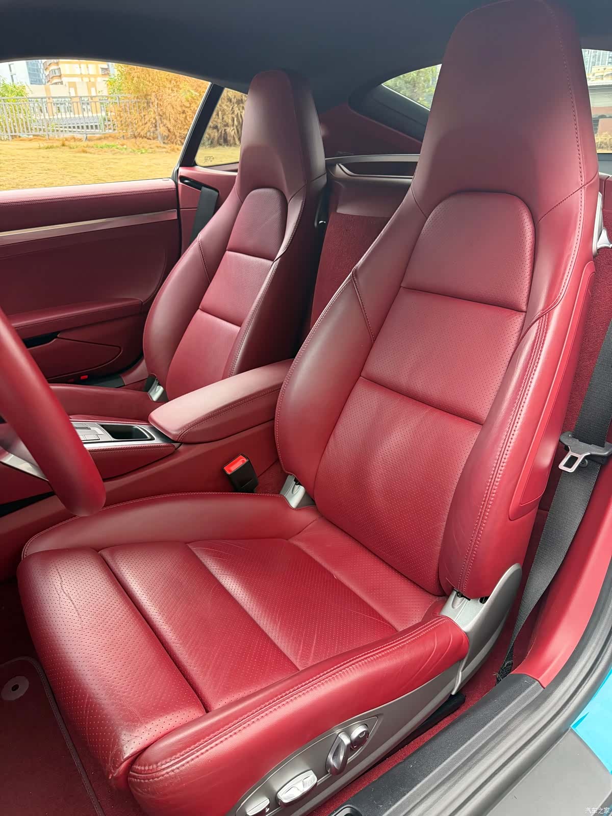 Porsche Cayman, 2019 10