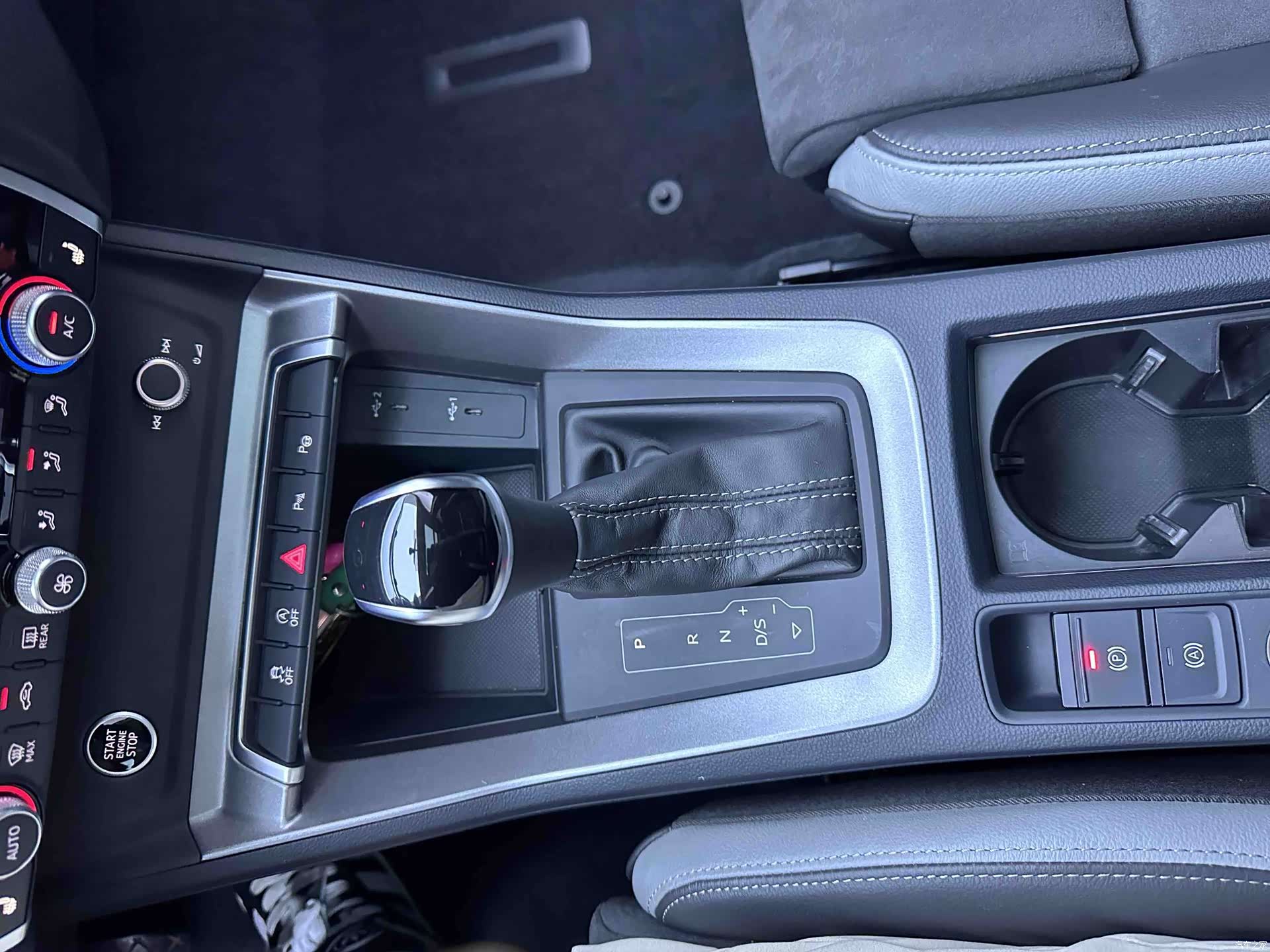 Audi Q3, 2022 15