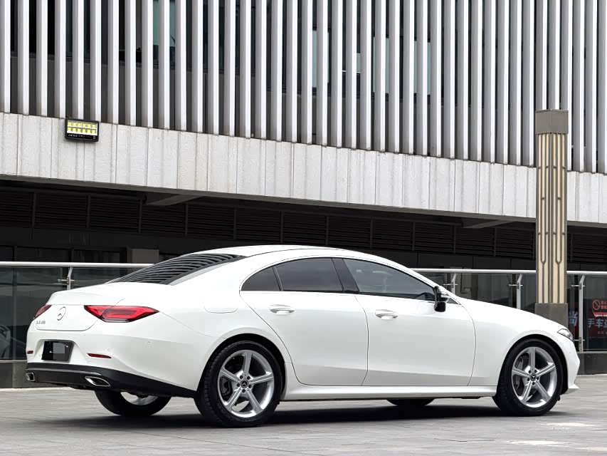 Mercedes-Benz CLS