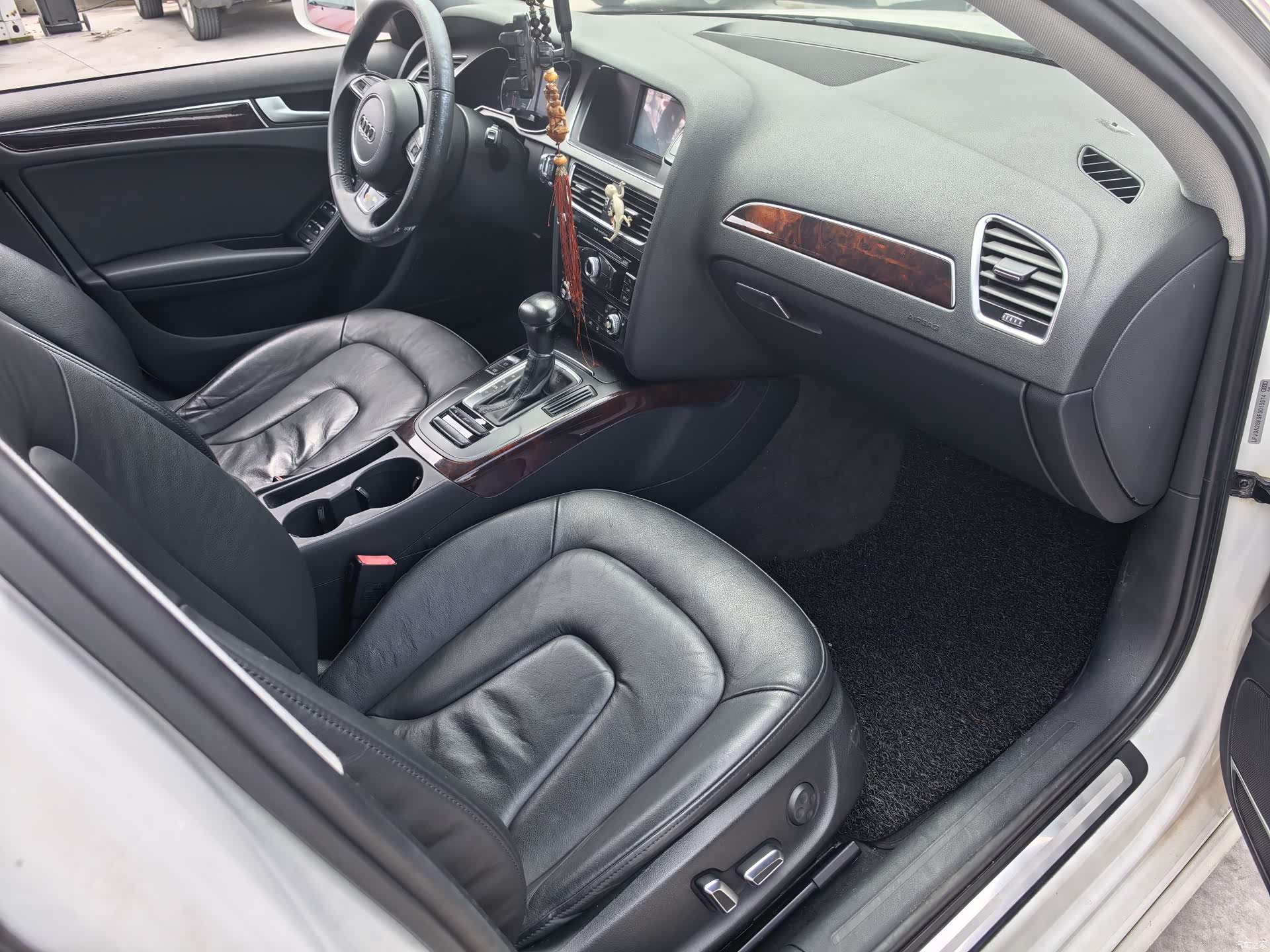 Audi A4L, 2015 4