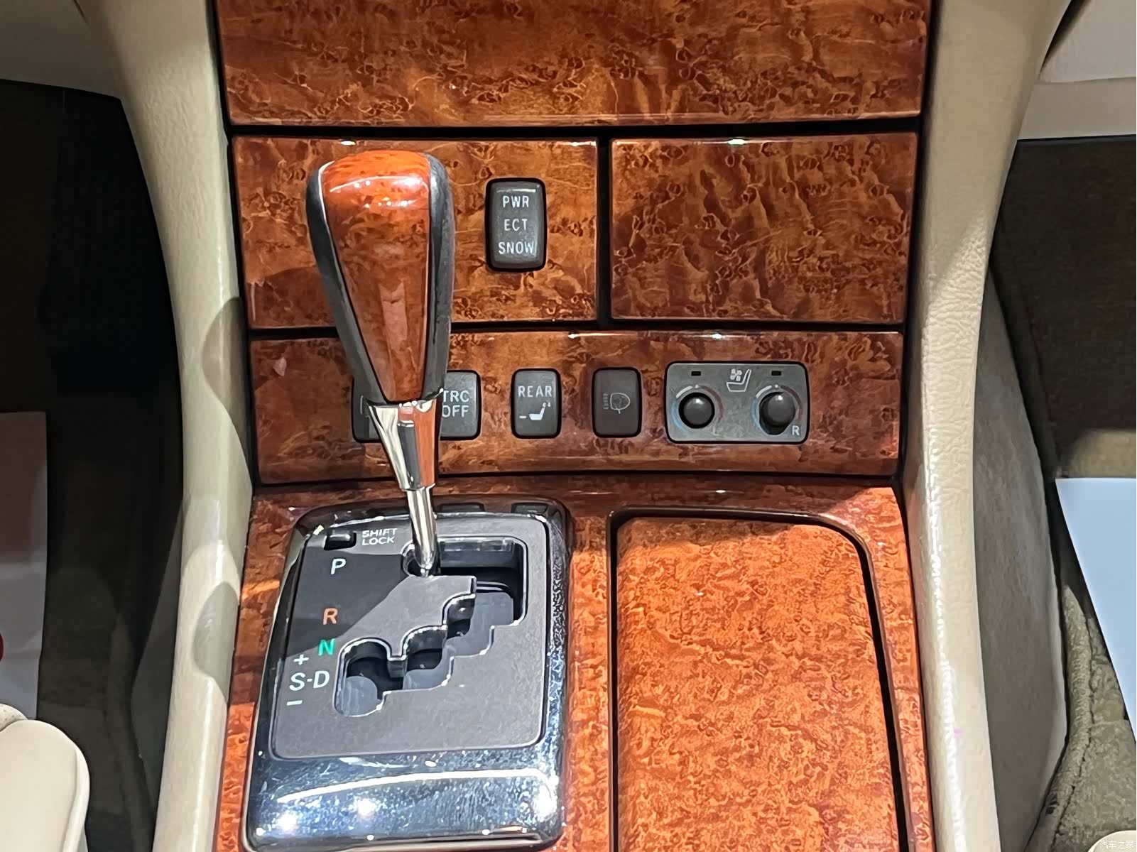 Lexus LS, 2006 19