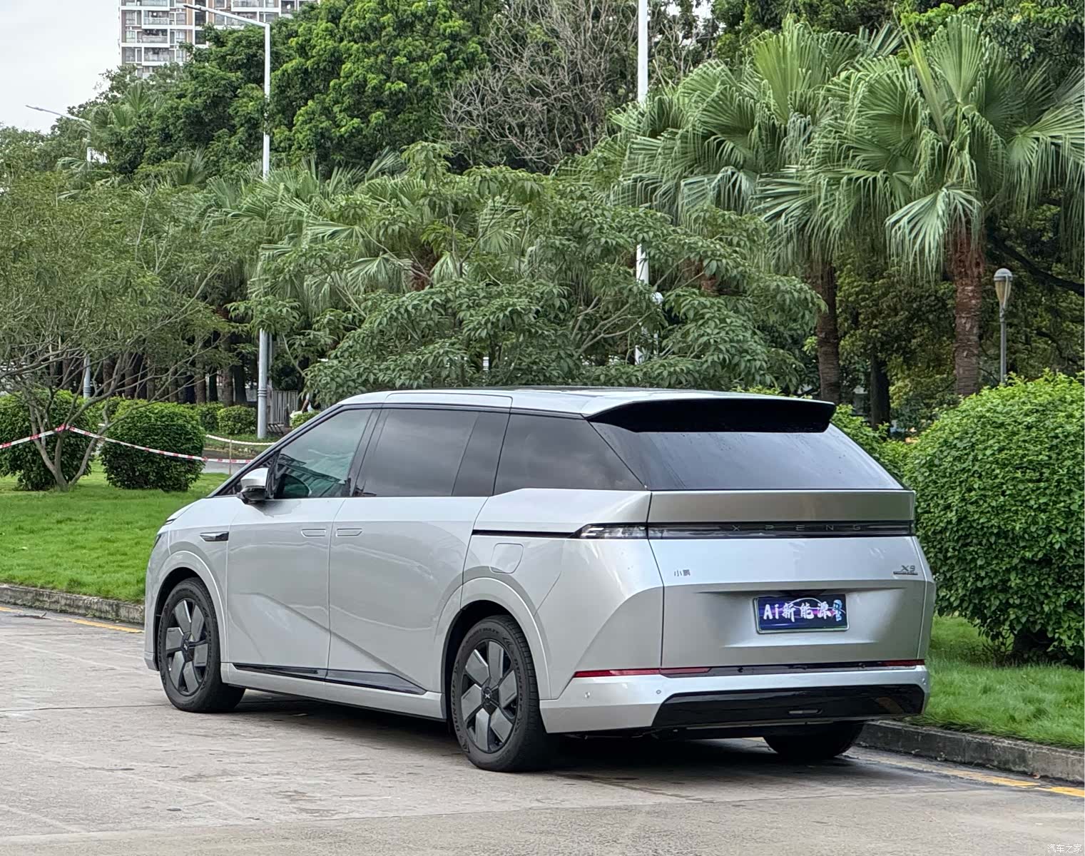 Xpeng X9, 2026 6