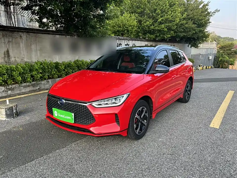 BYD e2