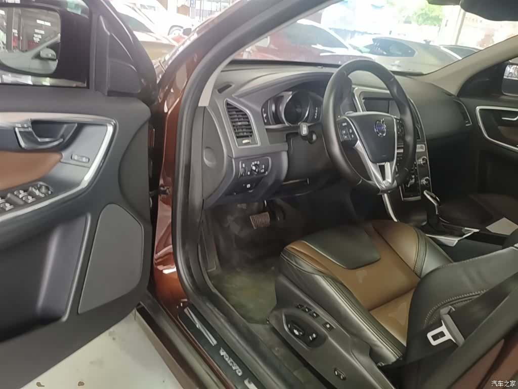 Volvo XC60, 2015 16