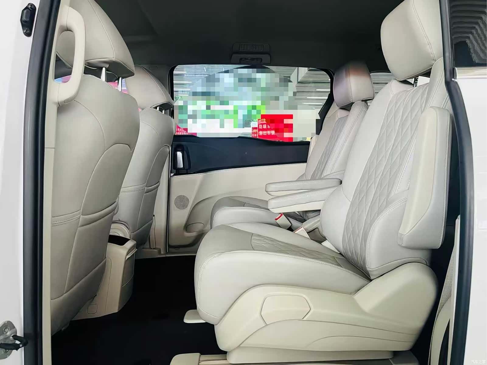 Buick GL8, 2023 9