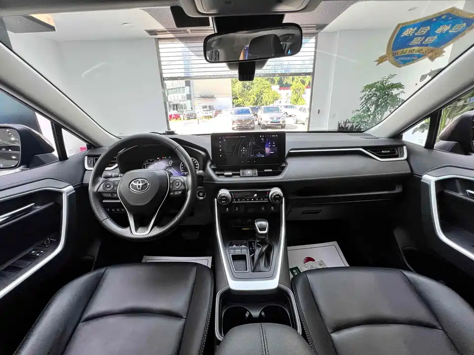 Toyota RAV4 Rongfang