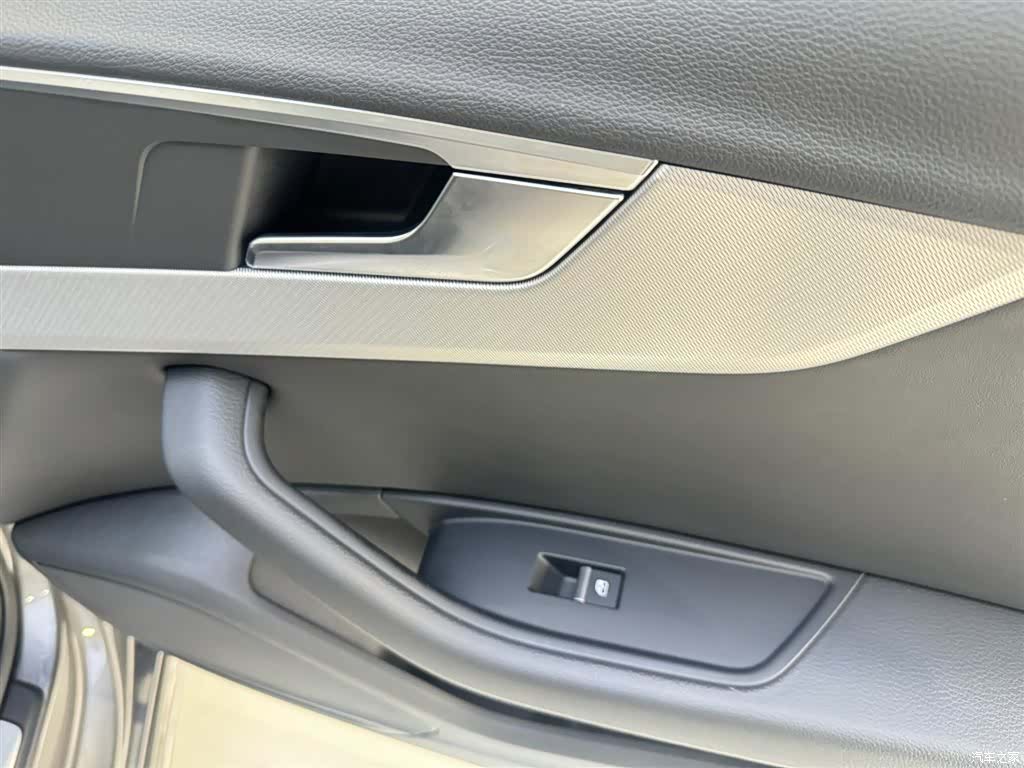 Audi A4, 2021 17