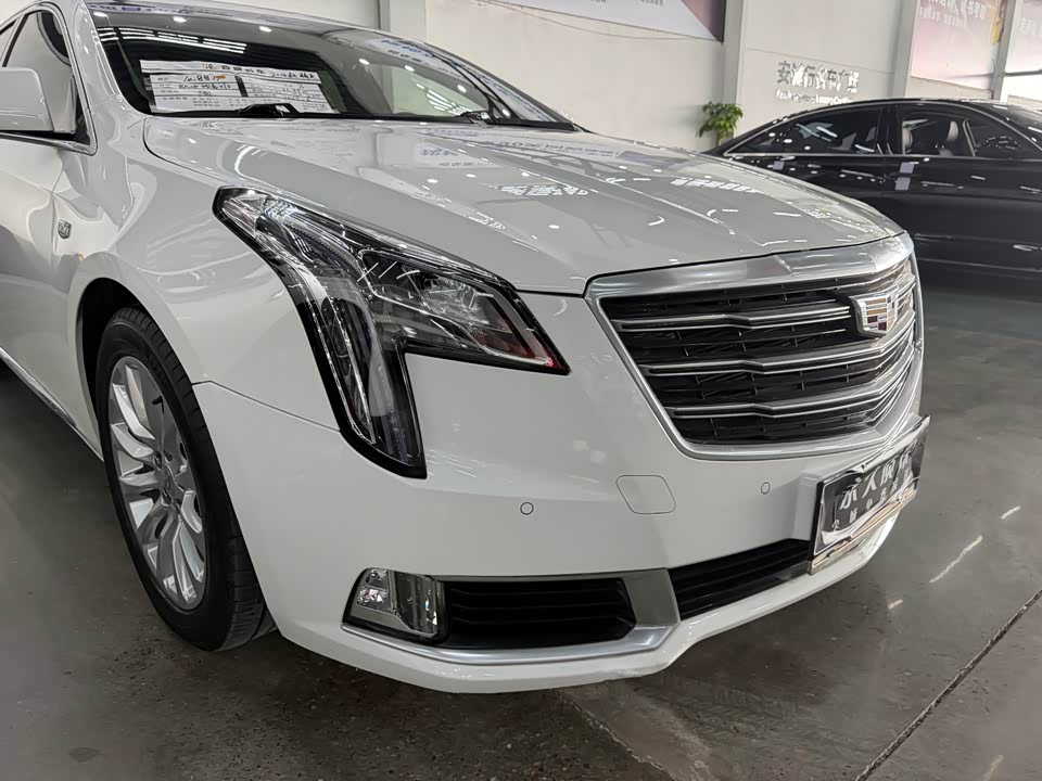 Cadillac XTS
