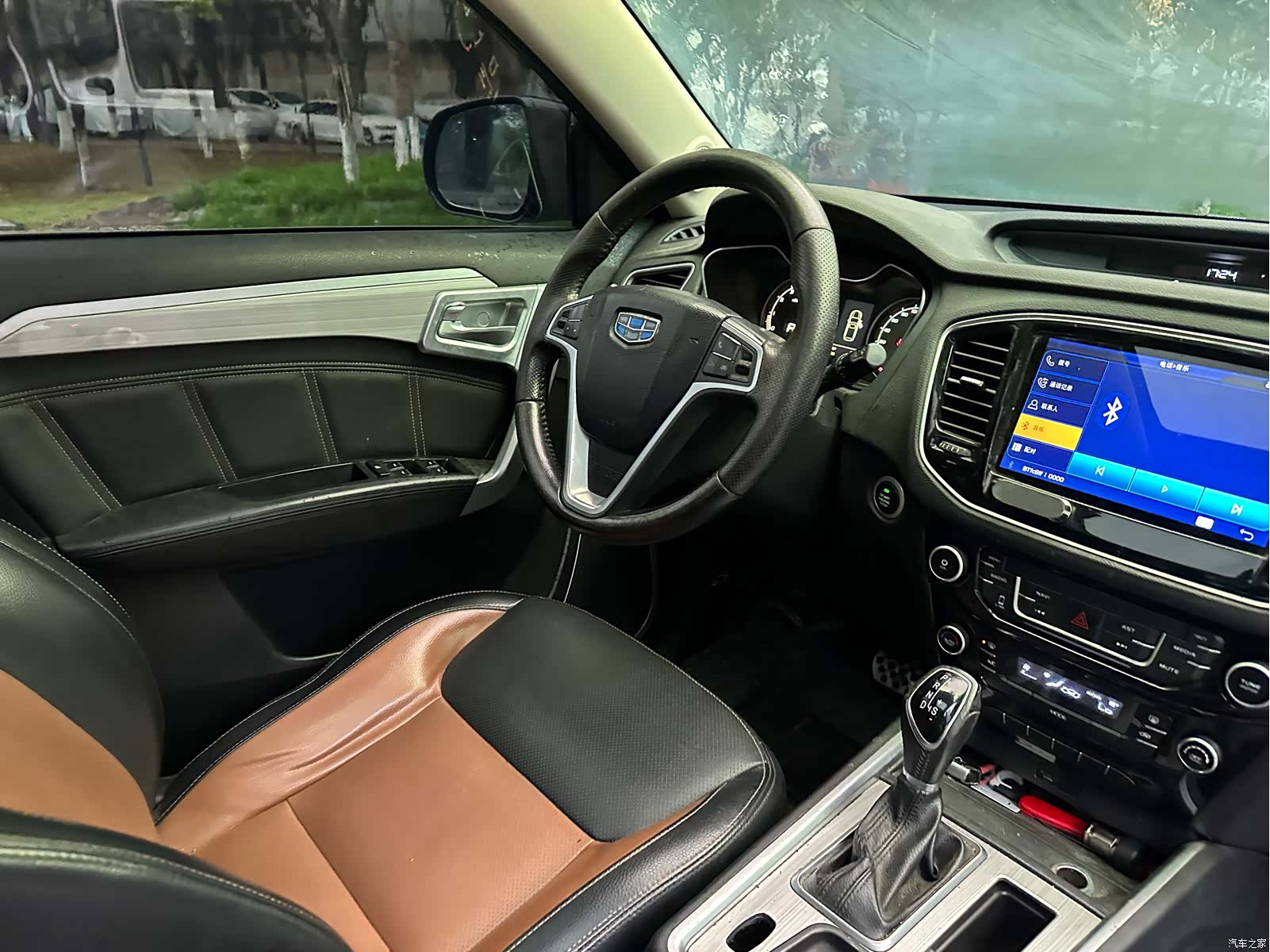 Geely X6, 2017 16