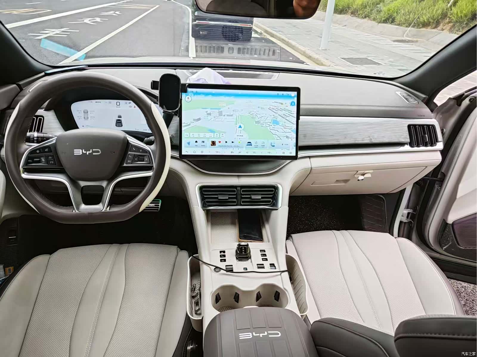 BYD Song, 2025 9