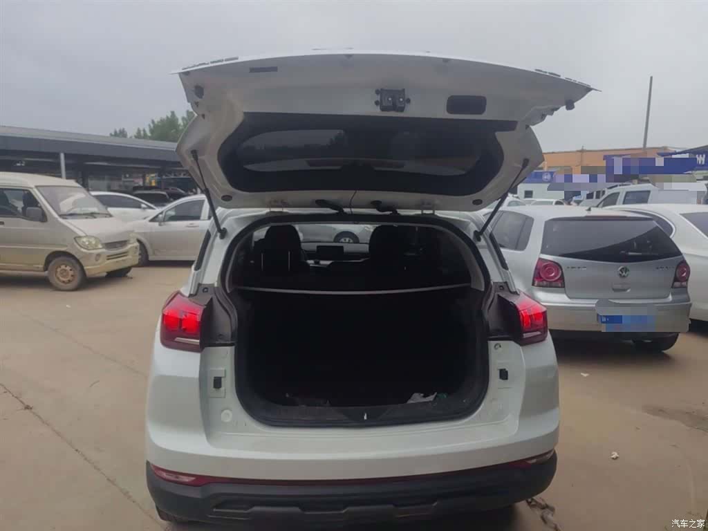 BAIC X3, 2020 19