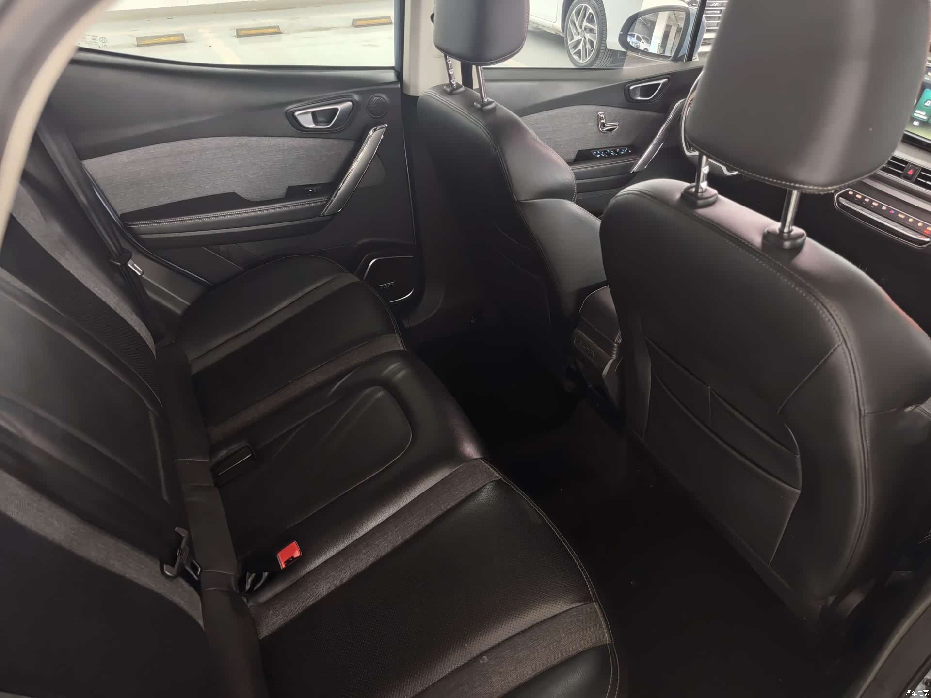 BAIC EX3, 2021 11