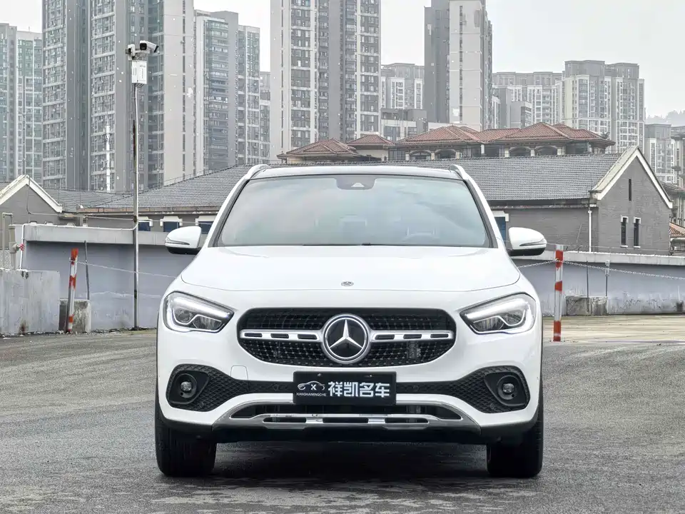 Mercedes-Benz GLA