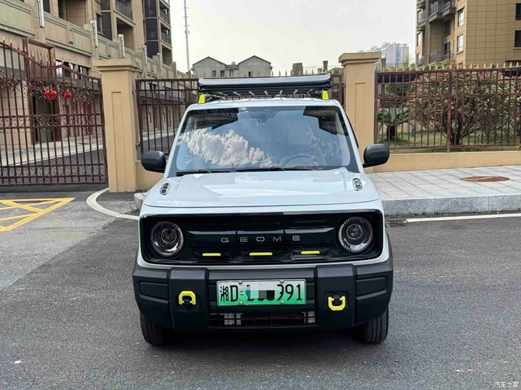 Geely Panda, 2025 2