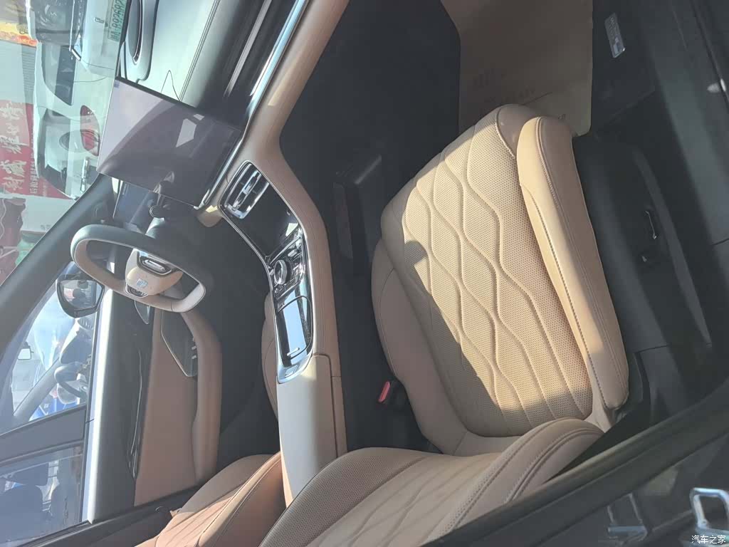 Geely A7, 2025 10