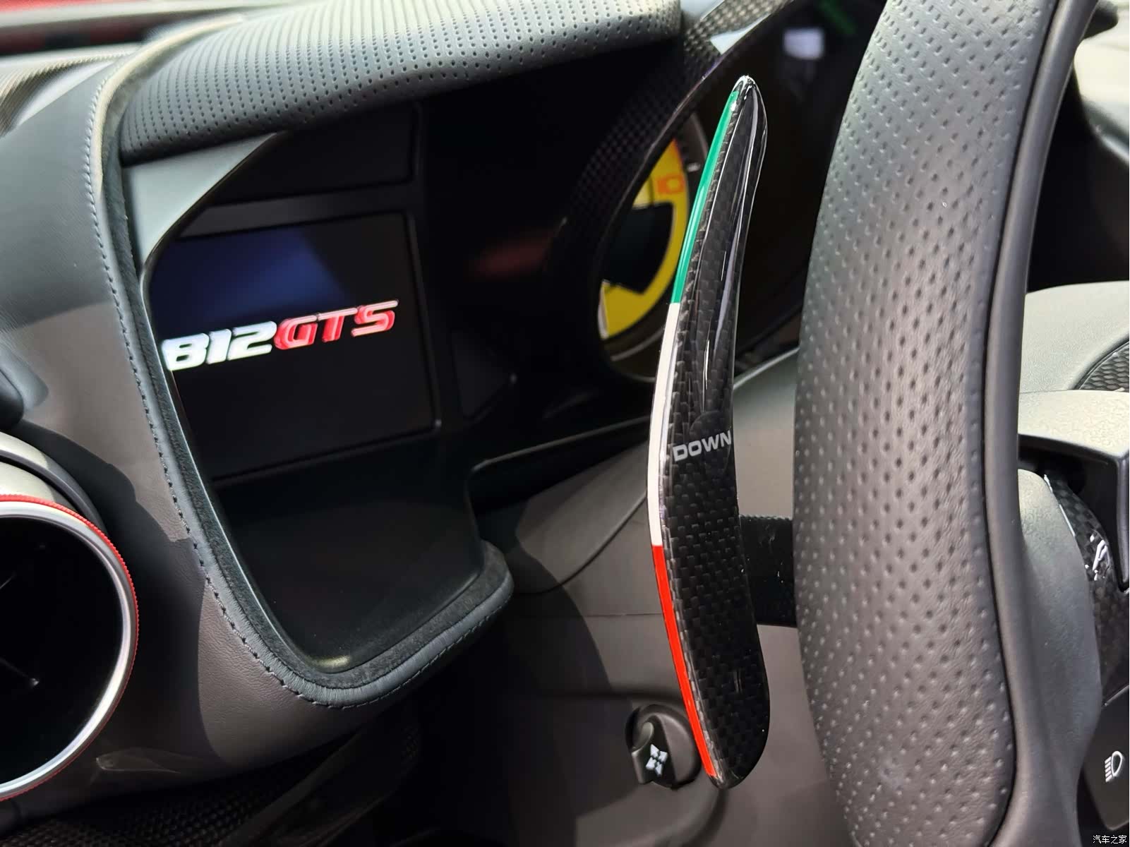 Ferrari 812, 2024 17