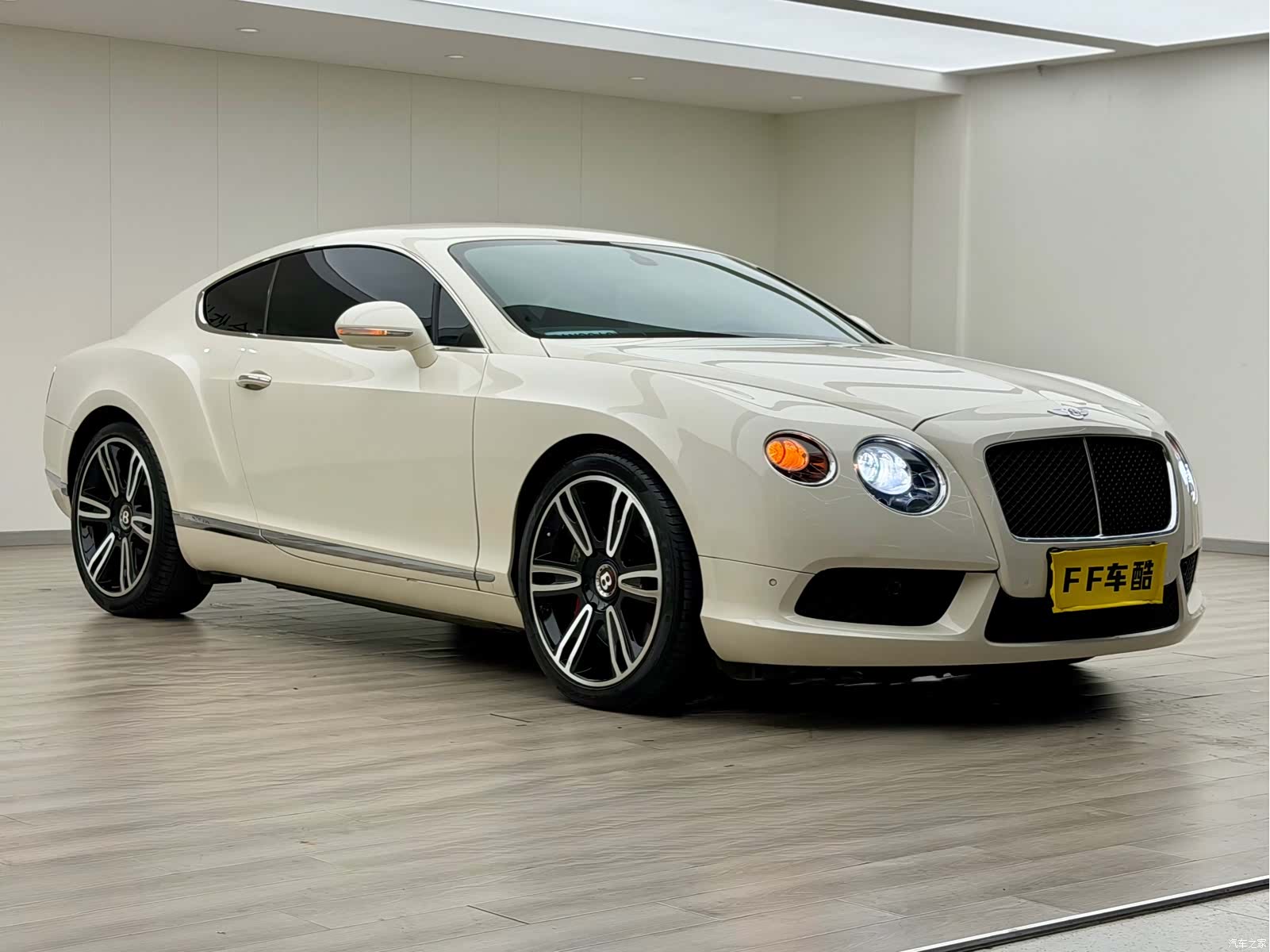 Bentley Continental GT, 2014 2