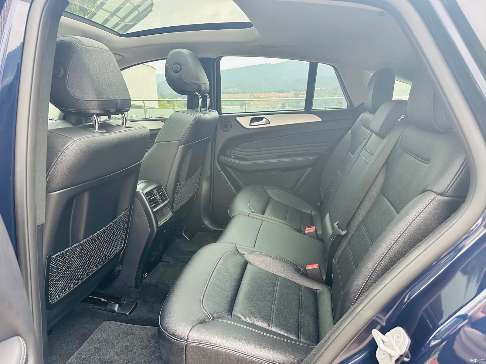 Mercedes-Benz GLE, 2016 10