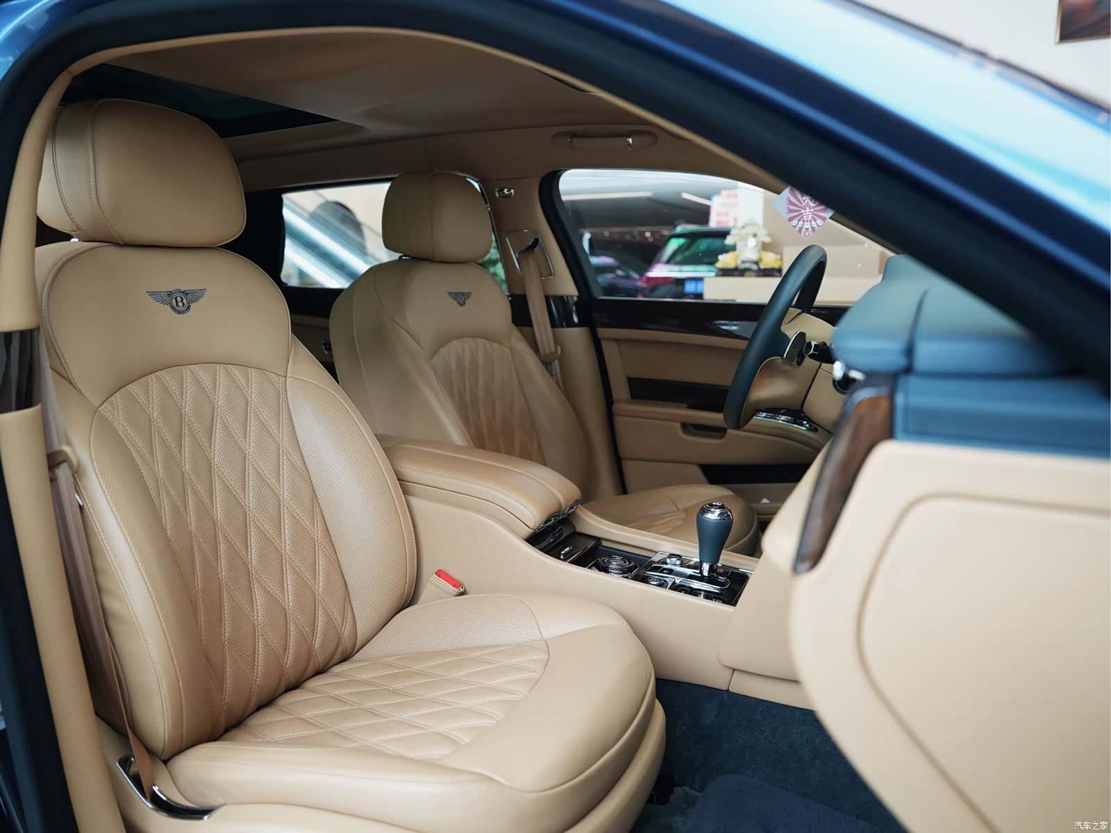 Bentley Mulsanne, 2017 8